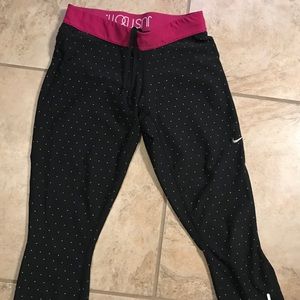 Nike dry fit capri workout pants. Size medium.